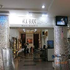 All stylists have years of experience and remain on top of our craft by continued education. Trumerx