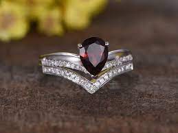 Vs Natural Garnet Ring Set 14k White Gold Curved Diamond Etsy Garnet Engagement Ring Diamond Engagement Ring Set White Gold Promise Ring