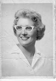 Linda Nye's Instagram, Twitter & Facebook