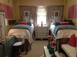 Ole Miss Dorm Room Goes Viral With Amazing Design Makeover