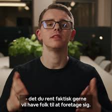 Her på redaktionen mener vi, at du skal gå efter guldet, og sigte efter det  mål som du rent faktisk er interesseret i! 🤩, ...Øhh, men hvad skal det  egentlig betyde?, Det forklarer Denis dig i dagens ...