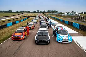 Canal dedicado a racing club. Racing Lines Why Bigger Is Better For British Rallycross Autocar