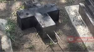 Penurunan dari salib (bahasa yunani: Sekolah Islam Siswa Rusak Kuburan Kristen Cemoro Kembar Akhirnya Dipindahkan Suara Bali