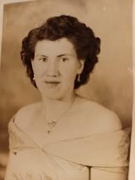 Memaw, Daddy and the Aunts. Photo by my brother Ernest Lynn Jr.