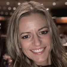 Laura Labelle's Instagram, Twitter & Facebook