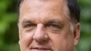 Auf den Boden kommt es an: Von tonig-lehmig bis sandig: Pflanzen benötigen  ganz unterschiedliche Erde