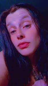 Elizabeth Mcgarvey's Instagram, Twitter & Facebook