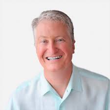 Ep 38: The Professional Noticer with Andy Andrews