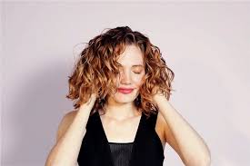 Gel up your wet hair to get a real shiny look. The Best Way To Air Dry Your Hair If You Have Waves Curls Or Coils Self