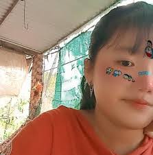 Kim Vang's Instagram, Twitter & Facebook