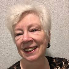 Bernadette Doran's Instagram, Twitter & Facebook