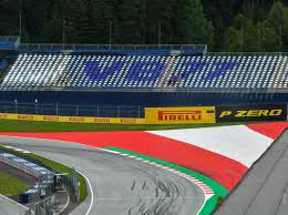 I biglietti ferroviari da spielberg a schönberg (meckl) partono da se prenoti in anticipo e di solito sono più costosi se acquistati il giorno del viaggio. Steiermark Gp Erste Interaktive F1 Tribune In Spielberg
