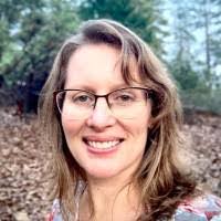 Cynthia King's Instagram, Twitter & Facebook