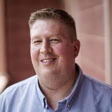 Zach Levetan's Instagram, Twitter & Facebook