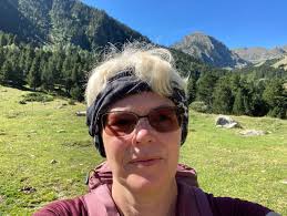 Der 2. Tag war der härteste. In 2367m Höhe haben wird den Pass Coll Mitjà  überquert, der schon von Weitem zu sehen ist und von zwei Bergen flankiert  wird. Zum Glück mussten