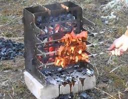 vertikalnyj mangal delaet vash shashlyk vkusnym i menee vrednym i ego mozhno legko sdelat sob idee de barbecue barbecue jardin construire une cuisine exterieure
