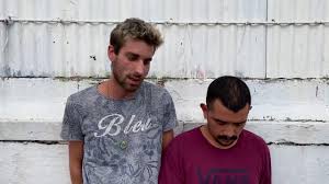 Coppia gay aggredita per un bacio a Padova, nel branco anche due ragazze:  il racconto delle vittime