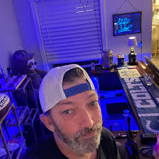 Wearing beard in navy service dress?