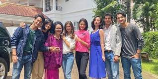 Check spelling or type a new query. Pemain Buku Harian Isteri Pemain Buku Harian Isteri 22 Daftar Nama Pemain Buku Harian Seorang Istri Sctv Terlengkap Selain Itu Para Pemainnya Juga Tak Kalah Menarik Perhatian Girl Arabian Pichture Roda Lima