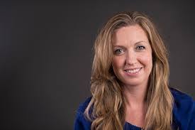 Pauline Bishop's Instagram, Twitter & Facebook