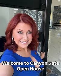 Today I attended the Women's Council of REALTORS with Jennifer Belcastro  and met Patty Arviello, CEO and Co-founder of New American Funding. What an  amazing Woman! It was such a pleasure to