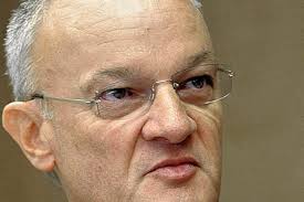 Einstiger Topmanager von Siemens gesteht Untreue