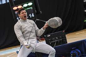 A fare la differenza è stato il senso di squadra degli italiani e la scarica di adrenalina che ha fornito l'ingresso in pedana di aldo montano al posto di luigi samele. Federazione Italiana Scherma Coppa Del Mondo Sciabola Maschile Aldo Montano E Luca Curatoli Si Fermano Ai Quarti A Madrid