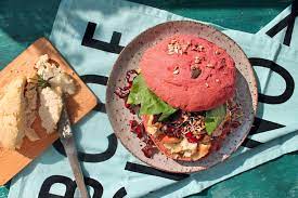 die stulle international kommt heute aus berlin von sophia hoffmann autorin des veganen kochbuchs sophias vegane welt ihr rezepte essen essen und trinken
