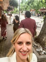 Weekend making memories. ☀️ 🐢 🐓 🐐 🐶 #motherhood #familylife  #ugccommunity #toddlerlife #mumlifeaustralia