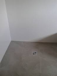 Anschließend folgt man, mit den fliesen bzw. Verlegeplan Fliesen