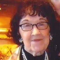 Aileen Meadows's Instagram, Twitter & Facebook