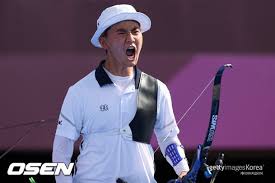 2020 도쿄올림픽에서 한국의 첫금을 따낸 양궁 대표팀 김제덕(17·경북일고)의 '영재발굴단' 영상이 화제다. 24obfqyfah V9m