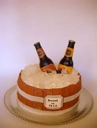 Cerveza Bizcocho De Cumpleaños Para Hombre Torta Barril De Cerveza Para Gaston Torta De Cerveza Tortas Tortas De Cerveza En Lata