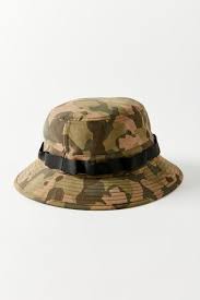 The North Face Class V Brimmer Bucket Hat In 2021 The North Face Face Features Sweatband