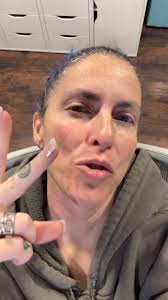 Allie Perry, Goldsmith