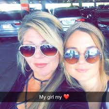 April Liddell's Instagram, Twitter & Facebook