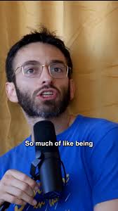 Oversharing isn’t caring 🚪😇🤣 #sharing #podcastclips #funny  #standupcomedians