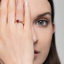 Astrua Anello Luce, Oro Rosa, Rubino L15CUR.3