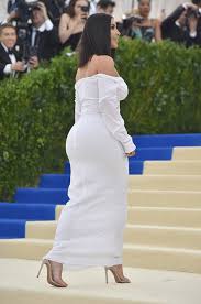 The only 13 looks you need to see! Kim Kardashian Met Gala 2017 Red Carpet Fashion Vivienne Westwood Couture Tom Lorenzo Site 5 Tom Lorenzo