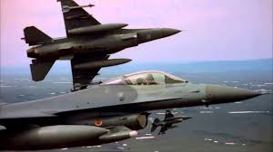 Air force service in 1974. F 15 Vs F 16 Dogfight Youtube