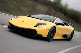 Un coche innovador equipado con un motor v8 potente y deportivo. Lamborghini Murcielago 2010 Precios Y Caracteristicas
