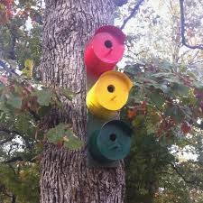 Bird House Made Out Of Old Coffee Cans Clever Bird House Feeder Bird Houses Diy Coffee Can Crafts