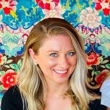 Mary Daidone's Instagram, Twitter & Facebook