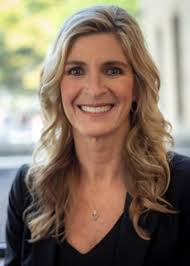 Michelle Baxter's Instagram, Twitter & Facebook