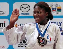 Her mother's name is pauline agbegnenou, and she has a twin sister, aurélien. Une Francaise D Origine Togolaise Sacree Championne Du Monde De Judo Des 63 Kg En Russie Alloafricanews Com