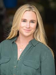 Katie Hammer's Instagram, Twitter & Facebook