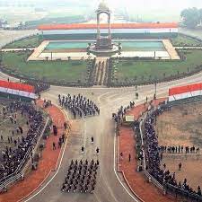 共和国日 republic day 阅兵式 步兵方阵在 国王大道 rajpath 上行进 印度 india 新德里 new delhi 印度政府在每年1月26日举办阅兵典礼庆祝 共和国日 以此纪念1950年1月26日该 favorite places places basketball court