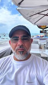 Name Arnold Hamilton Country: UK 🇬🇧 Hometown: London Age: 39 years  Status: single Genotype:AA Blood Group: 0+ Occupation: Entrepreneur Iam in  Kenya single and searching for true love in Africa ready to