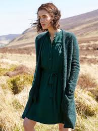 Toutes les tendances de saison sont sur blancheporte.fr ! Gilet Femme Cardi Coat Encre Femme Vetement Et Deco Cyrillus