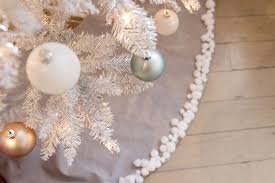 How To Make A No Sew Tree Skirt